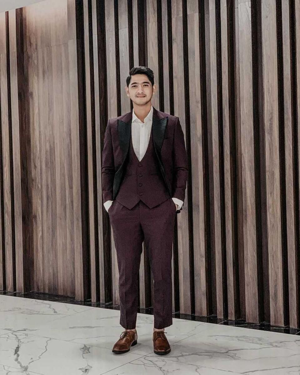 Instagram.com/arya.saloka