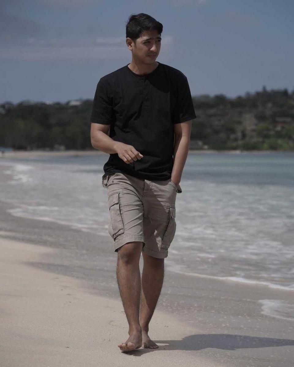 Instagram.com/arya.saloka