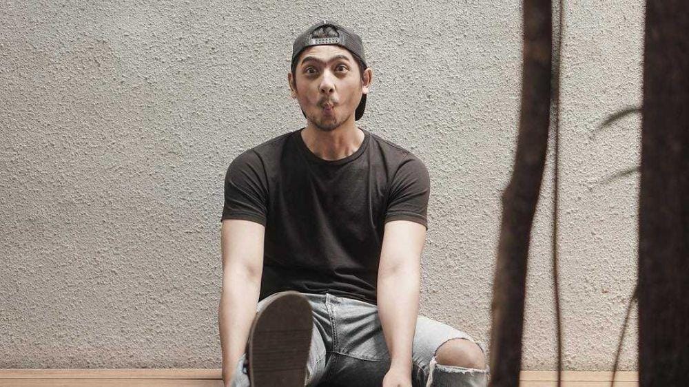 Instagram.com/arya.saloka