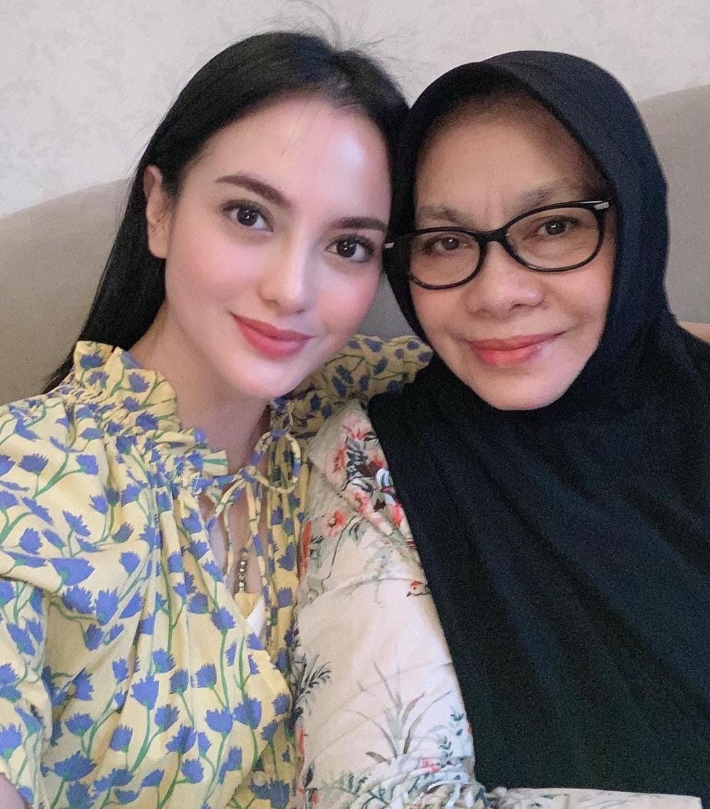 Instagram.com/ririnekawati