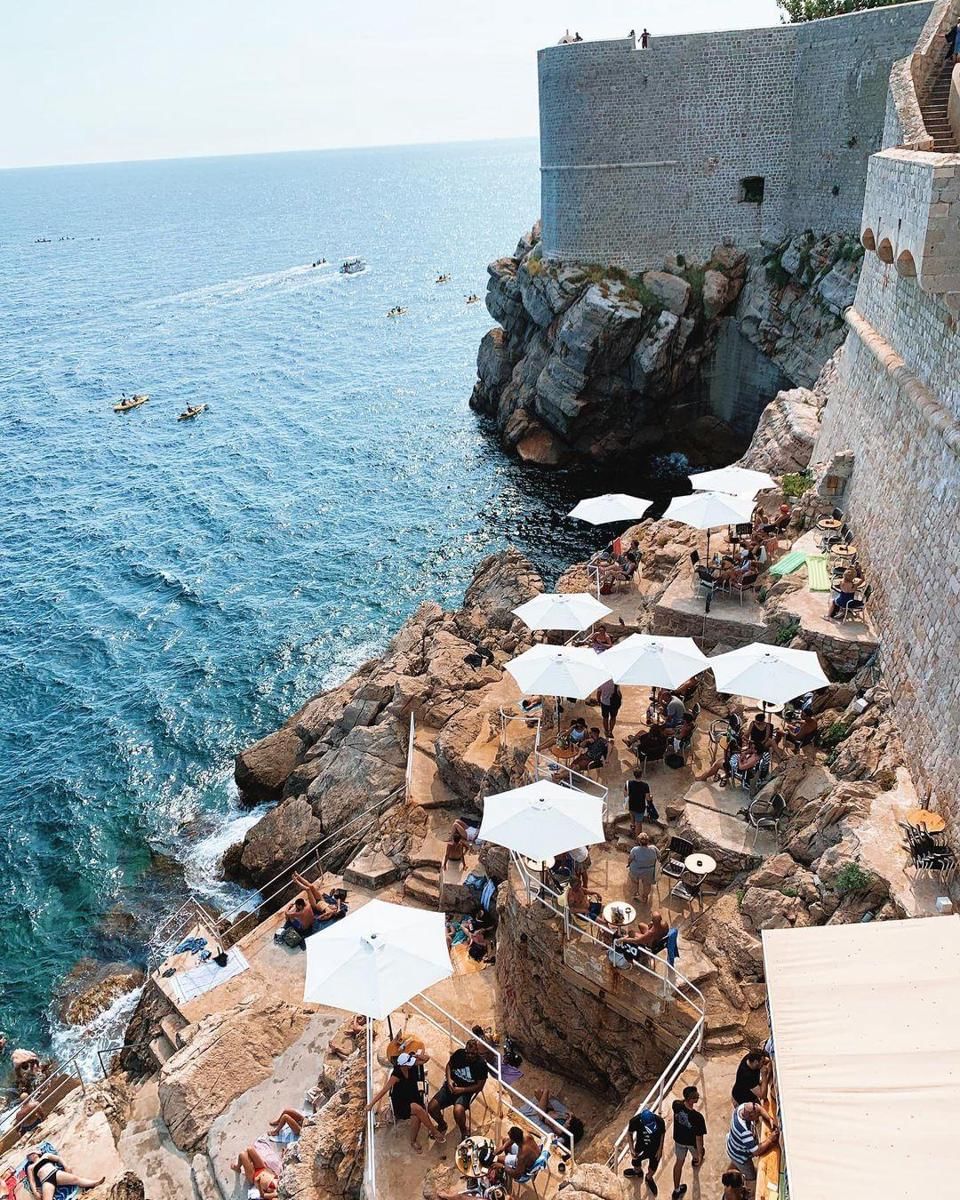 instagram.com/ nicolibogdani