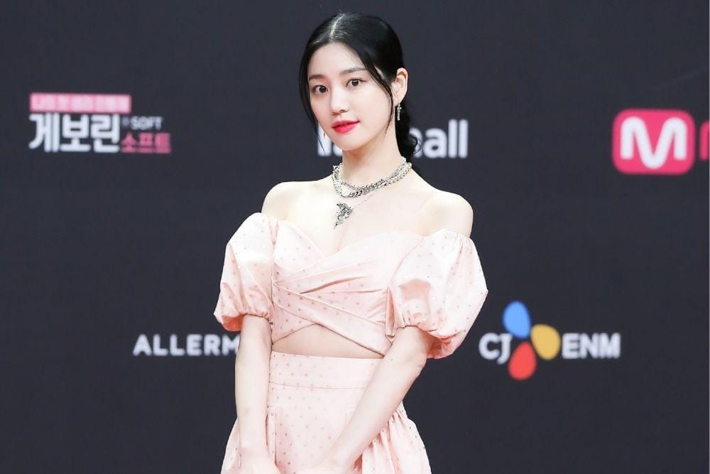 twitter.com/MnetMAMA