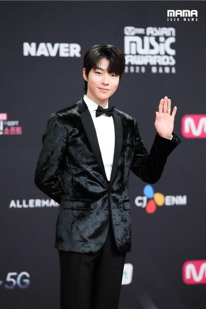 Twitter.com/MnetMAMA