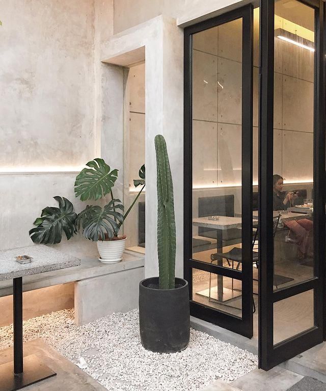 instagram.com/ rositajalanjalan