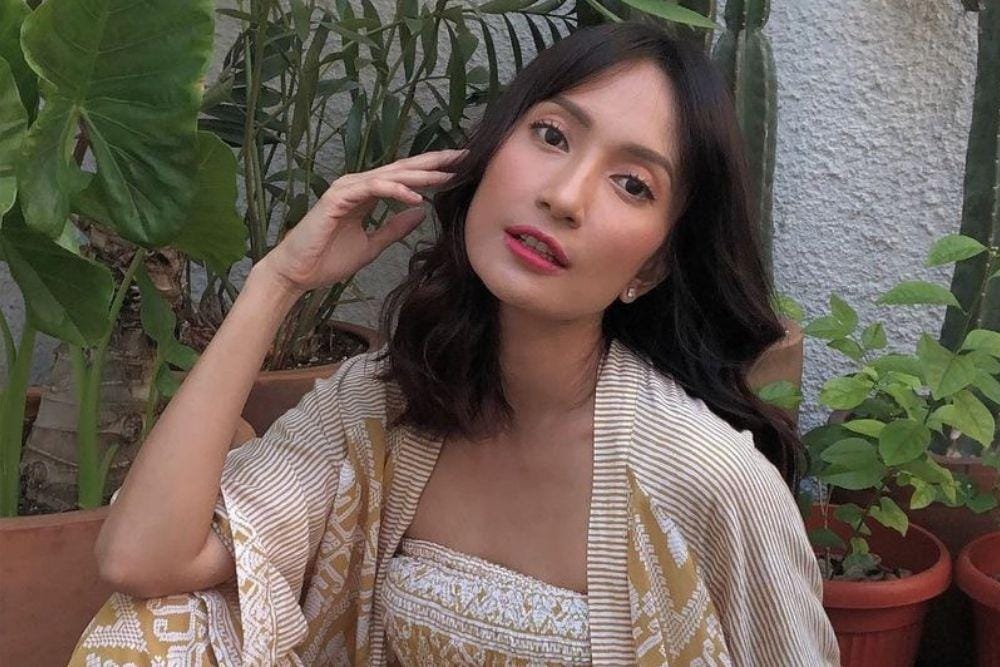 instagram.com/artikasaridevi