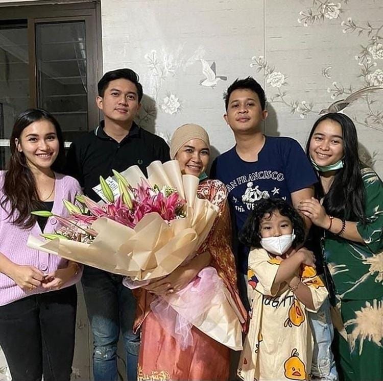 Instagram.com/mom_ayting92_