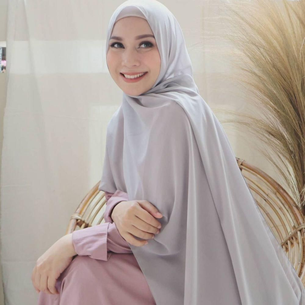 instagram.com/puputmelati