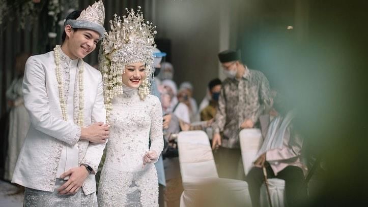 Instagram.com/dindahw