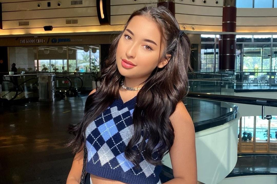 Instagram.com/jennifercoppenreal20