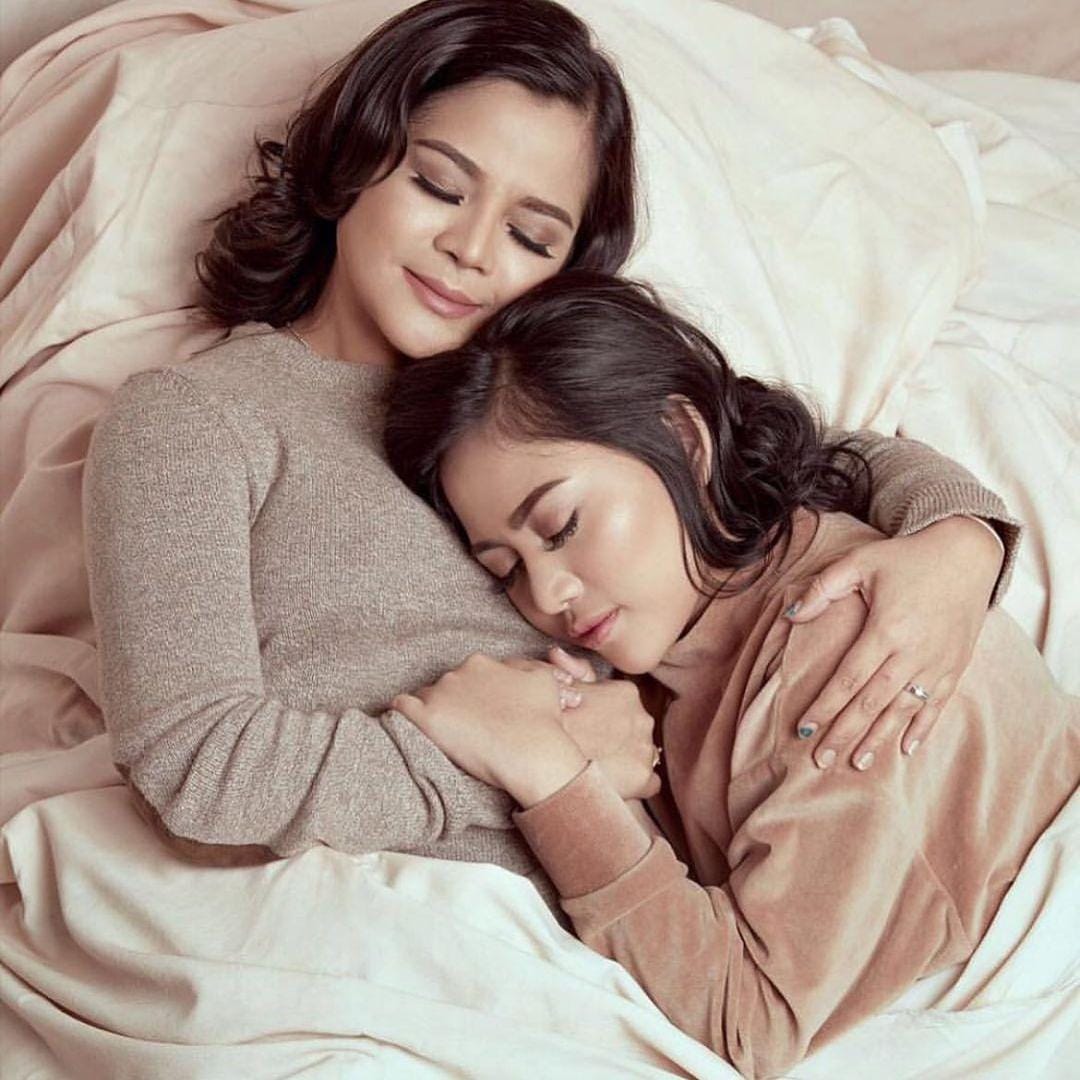 Instagram.com/RachelVennya