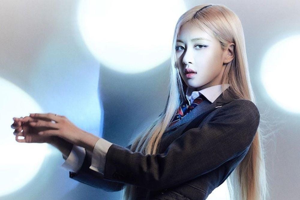 instagram.com/roses_are_rosie