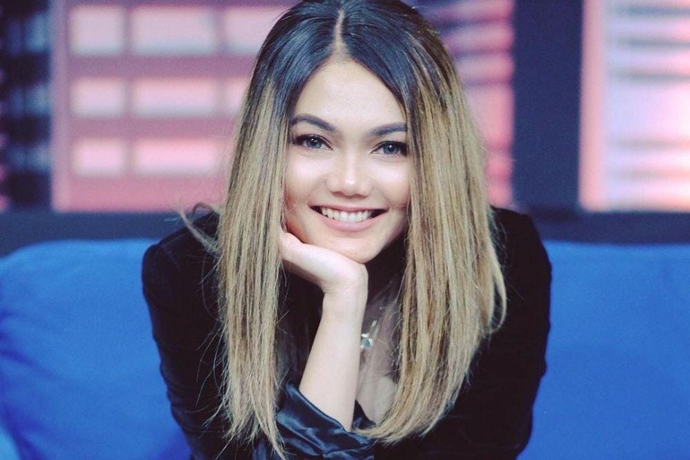 instagram.com/rinanose16