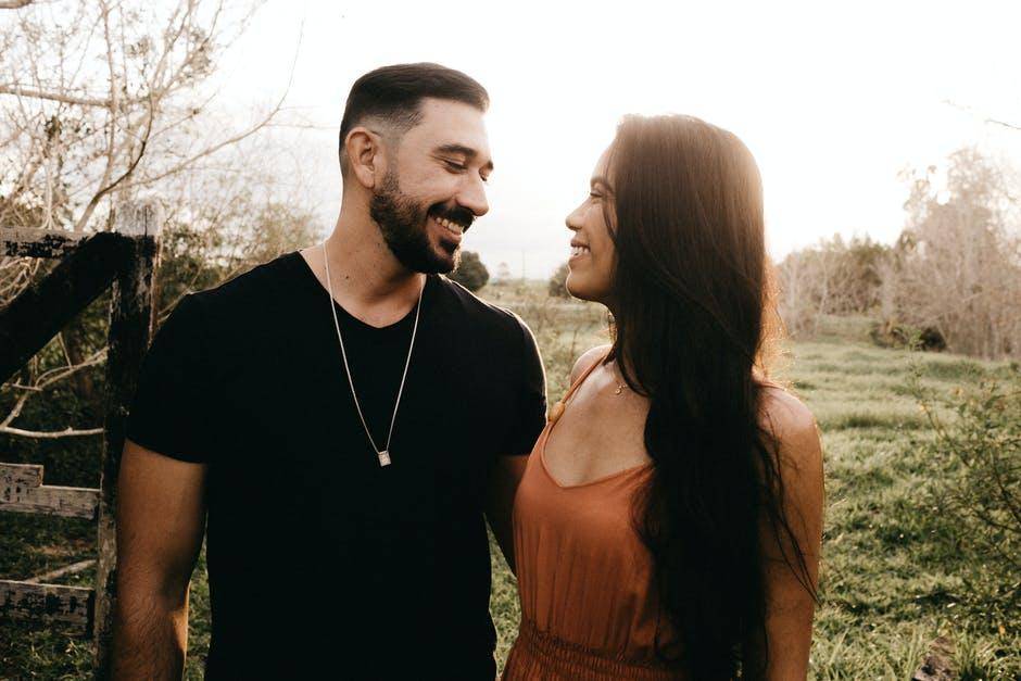 https://www.pexels.com/@jonathanborba