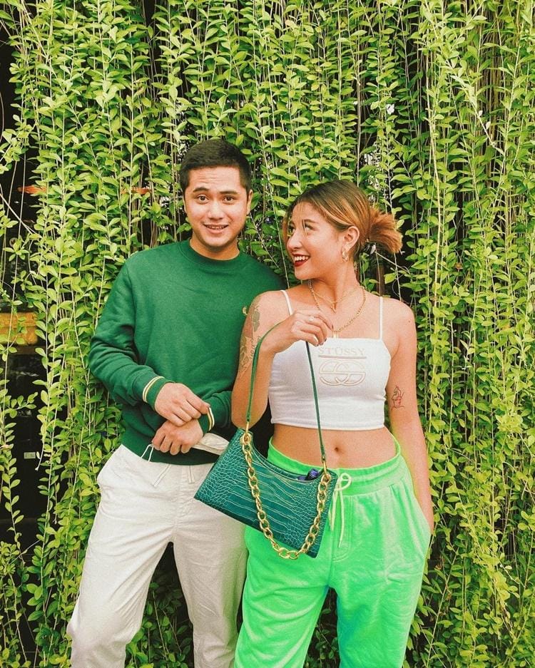 Instagram.com/awkarin