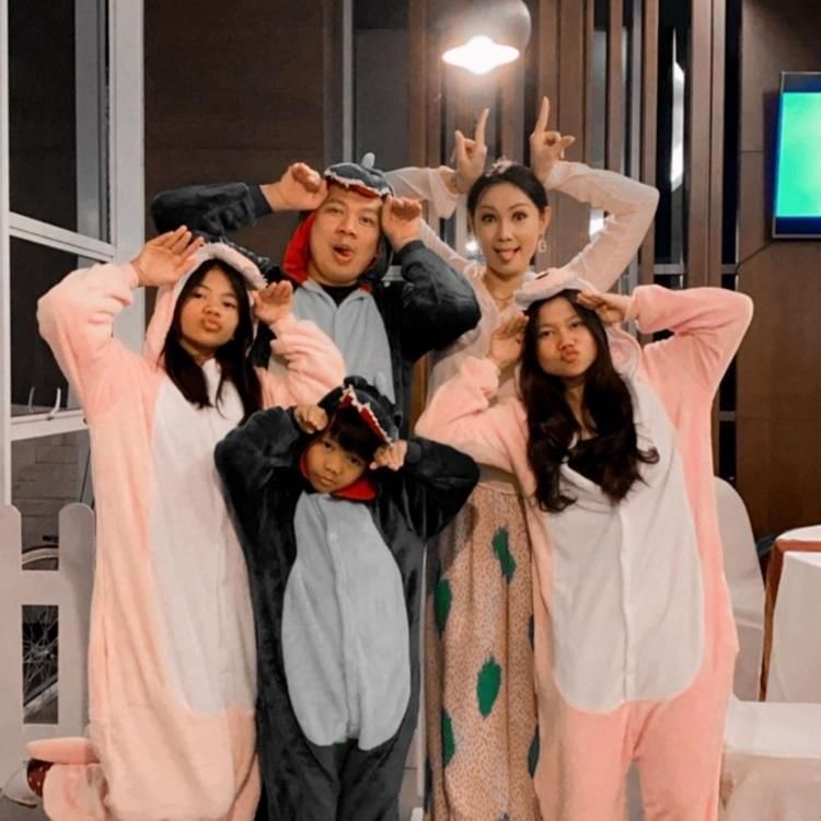 Instagram.com/vickyprasetyo777