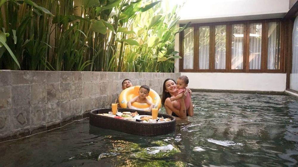 Instagram.com/dahliachr