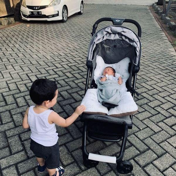 instagram.com/putriannesaloka