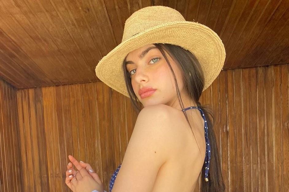 Bergelar Wanita Tercantik di Dunia, Ini Gaya Seksi Yael Shelbia