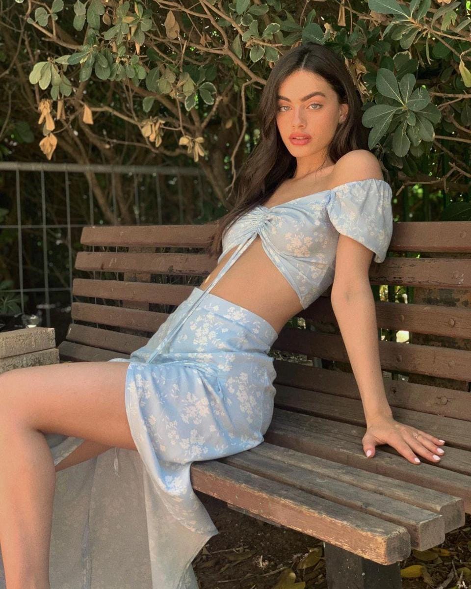 Instagram.com/yaelshelbia