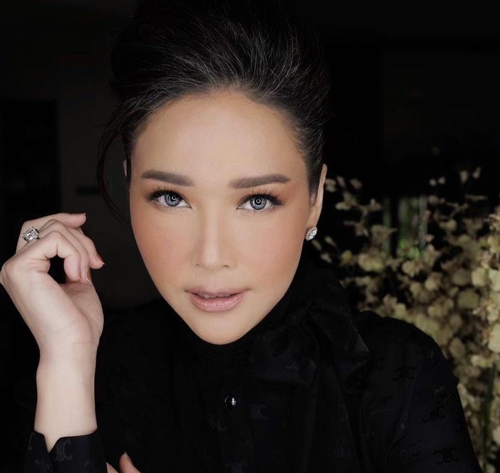 instagram.com/maiaestiantyreal/