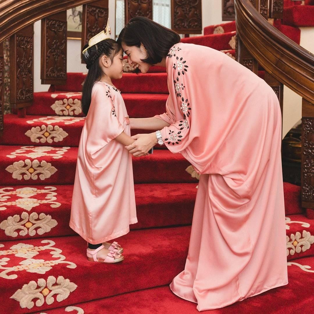 Instagram: @therealdisastr