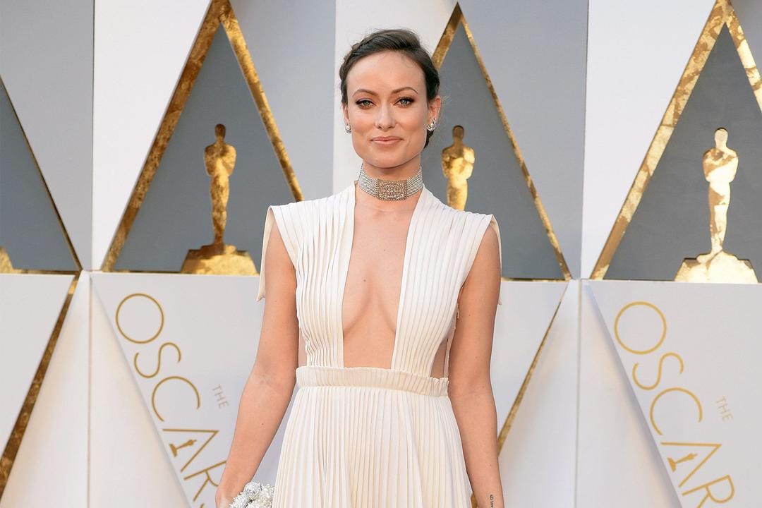 Berani Go Public, Begini Gaya Olivia Wilde, Pacar Baru Harry Styles