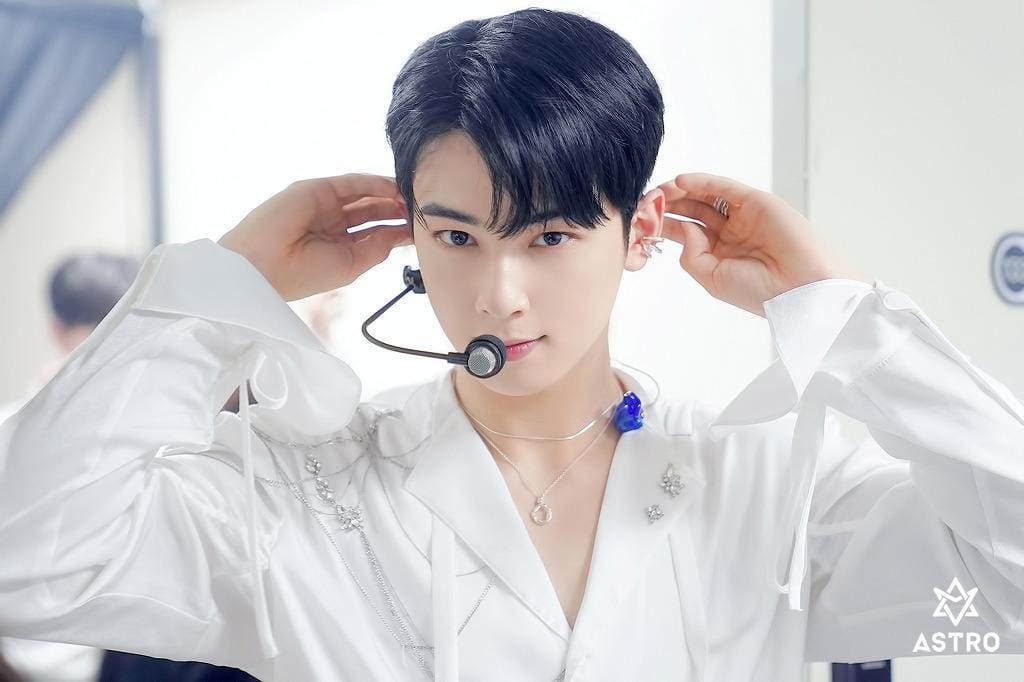 twitter.com/astropicsss