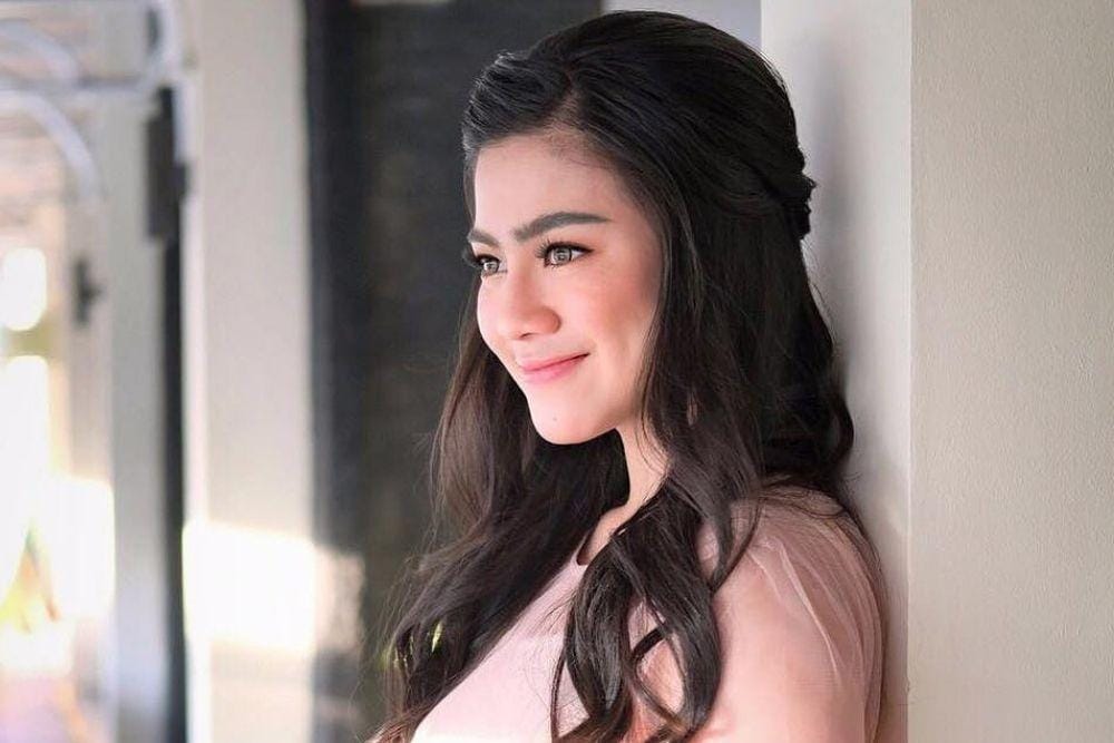 instagram.com/felicyangelista_