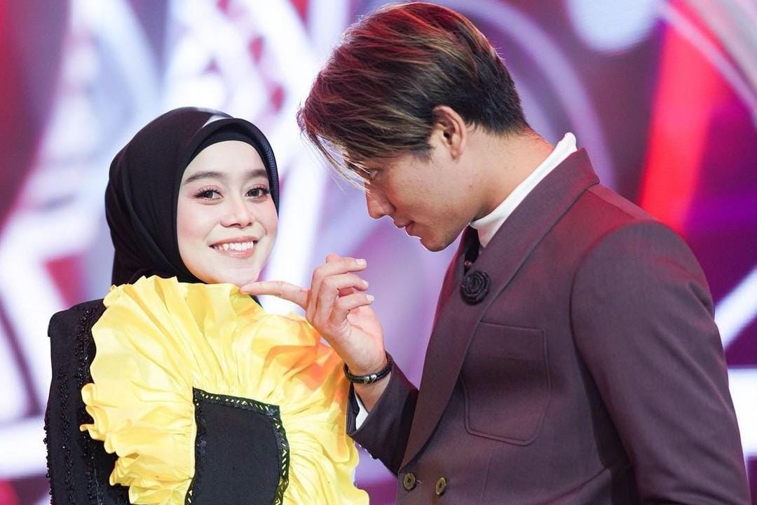 Deretan Gaya Lesty Kejora dan Rizky Billar yang Makin Romantis!