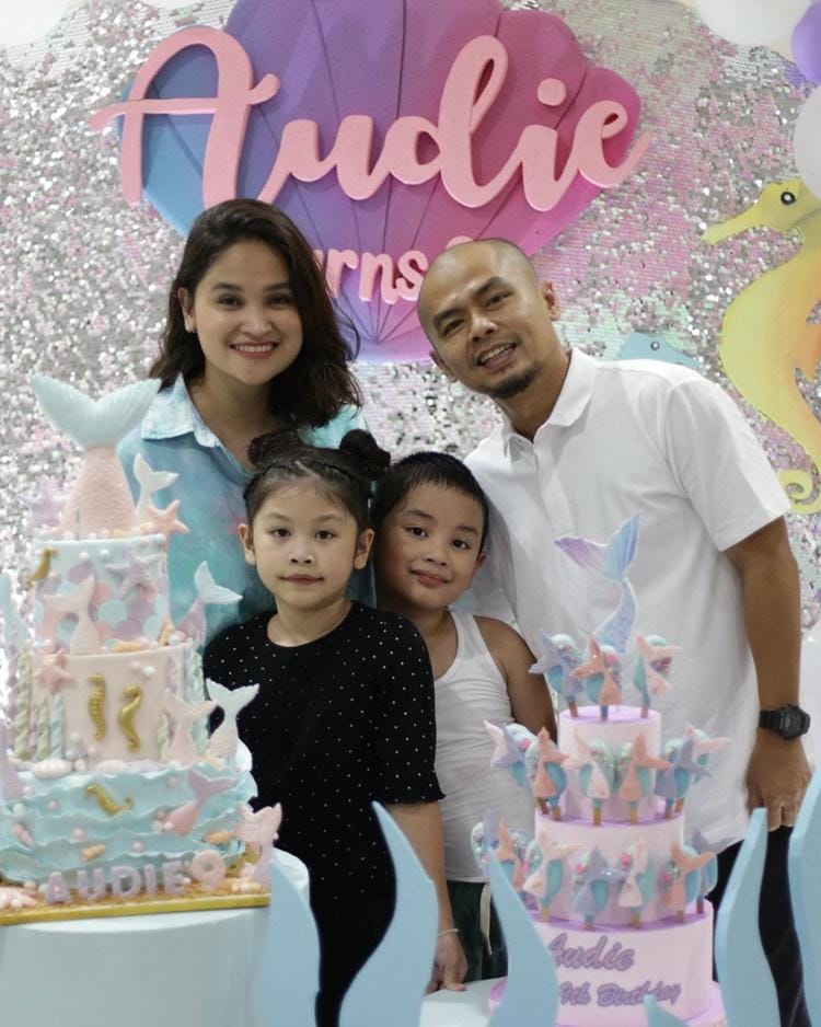 Instagram.com/revtiayunatasya