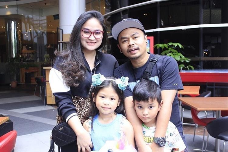 Instagram.com/revtiayunatasya