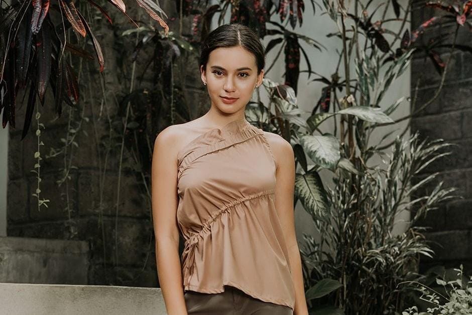 #PopbelaOOTD: Rekomendasi Baju Cokelat di Bawah 300 Ribu