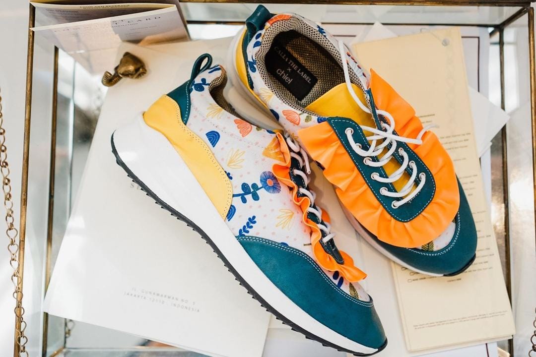 #PopbelaOOTD: Rekomendasi Sneakers Manis untuk Si Feminin