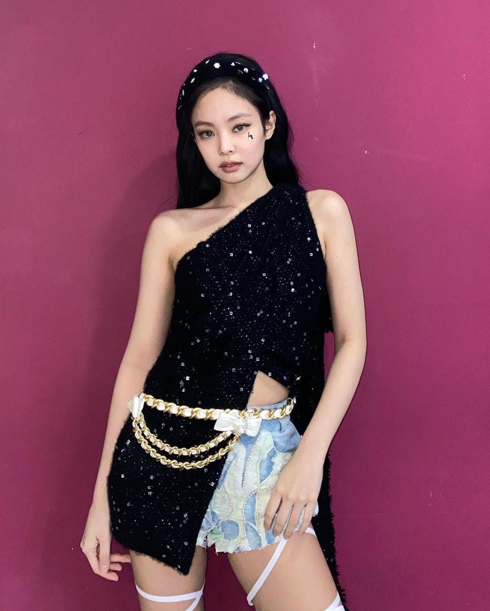 instagram.com/jennierubyjane