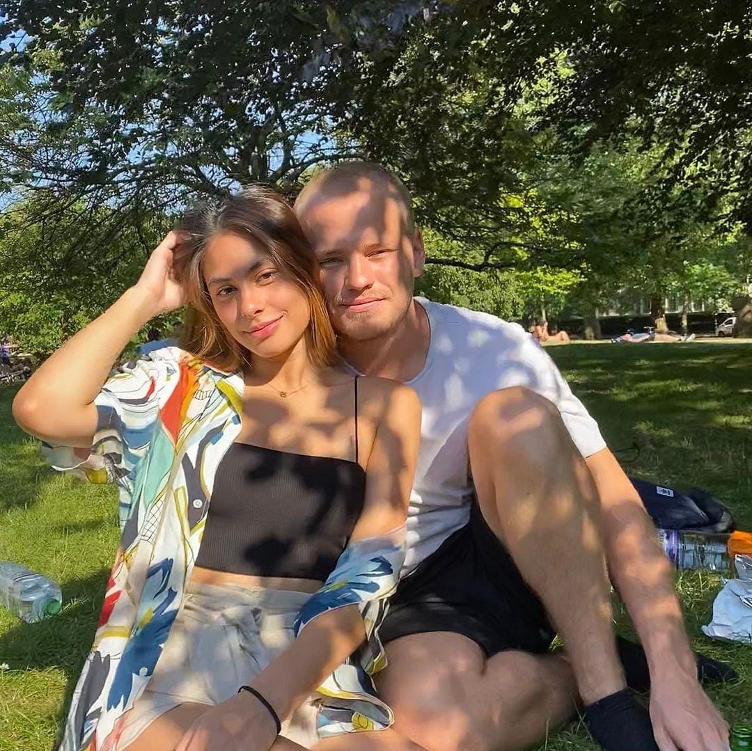 instagram.com/valerieethomas/