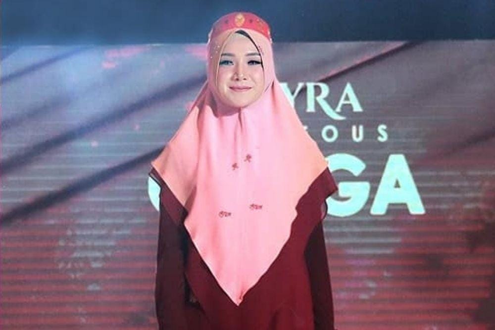 instagram.com/mayra_indonesia