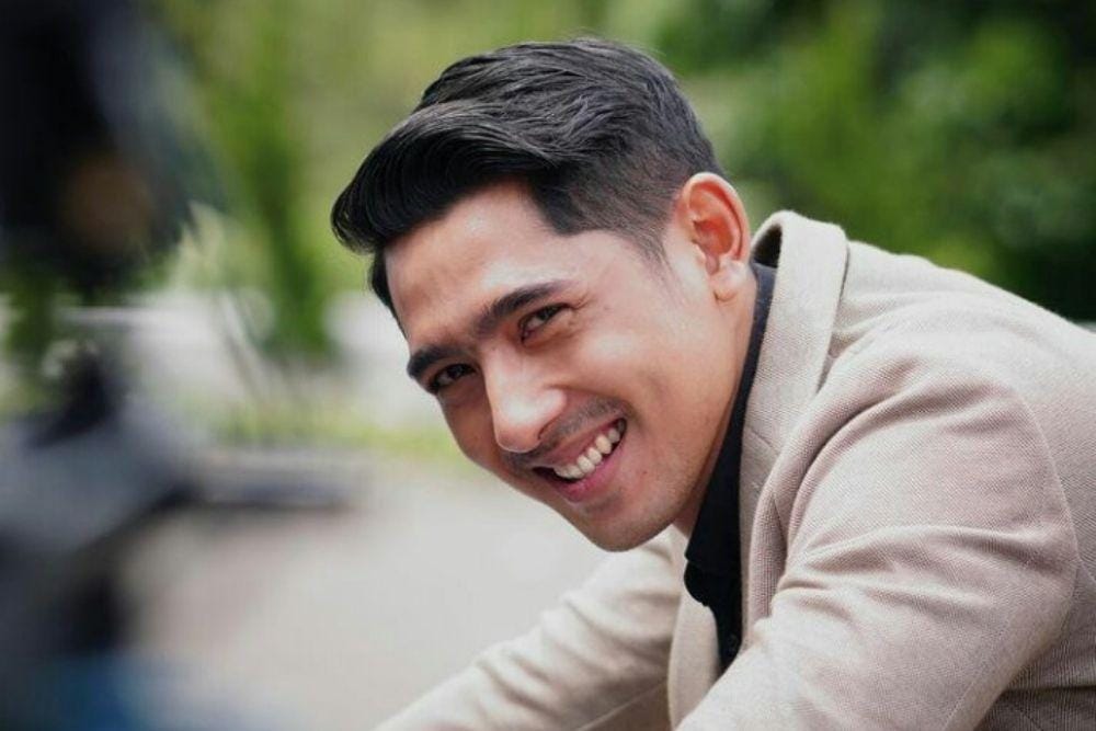 instagram.com/arya.saloka