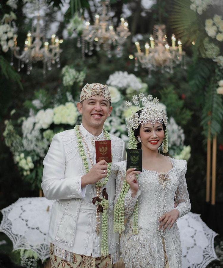 Instagram.com/yurayunita