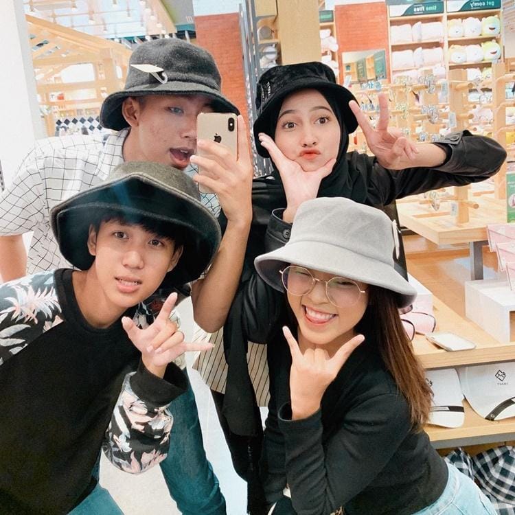 Instagram.com/ulvaatkins