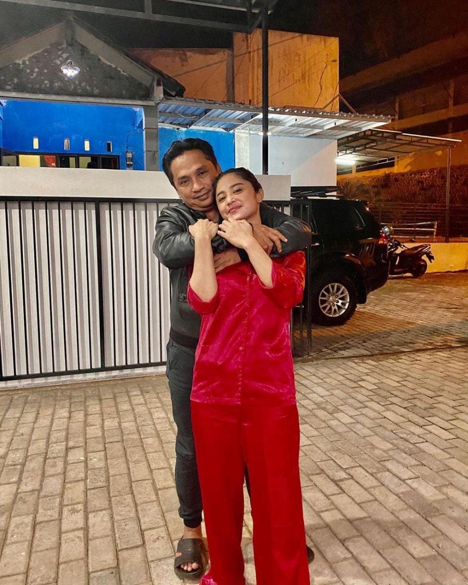 Instagram.com/dewiperssikreal