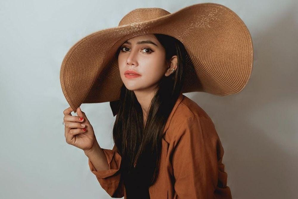 instagram.com/dj.joana