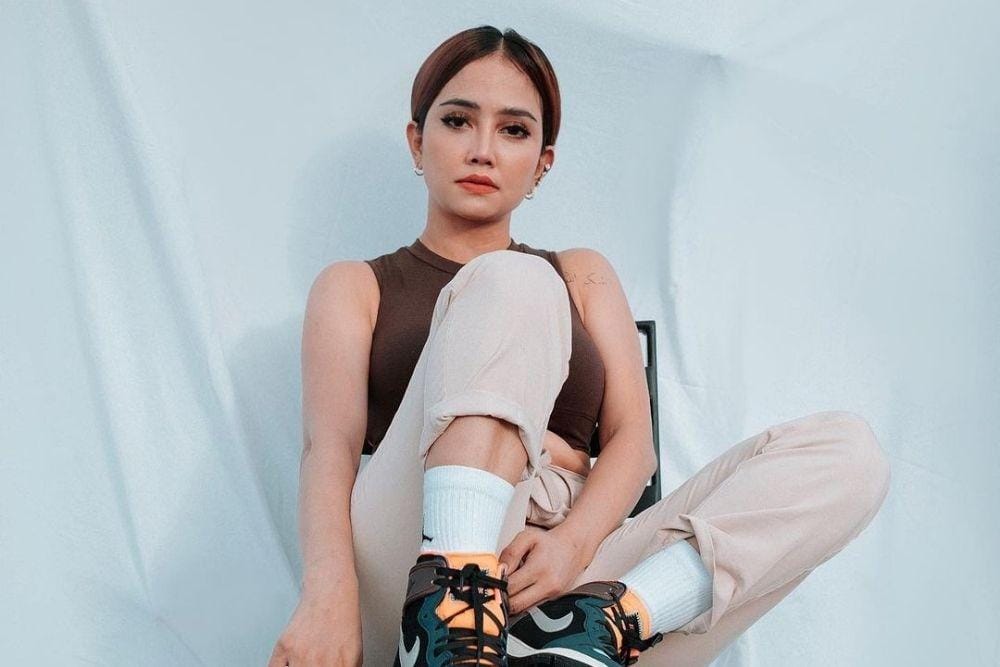 instagram.com/dj.joana