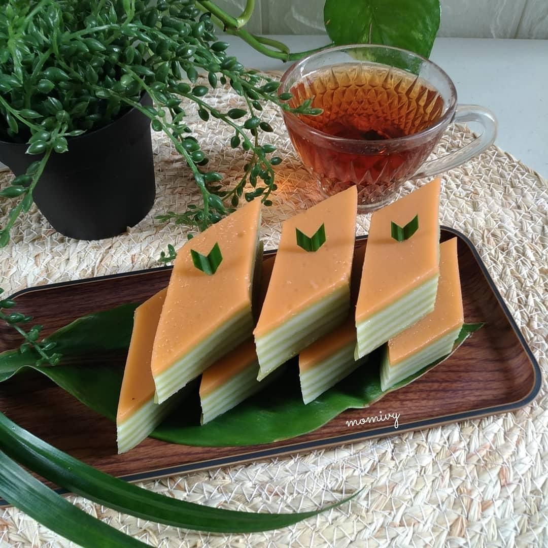 instagram.com/ lidyaivy_momsivycakes