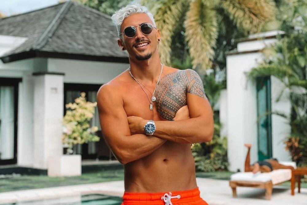 instagram.com/v.andrianto