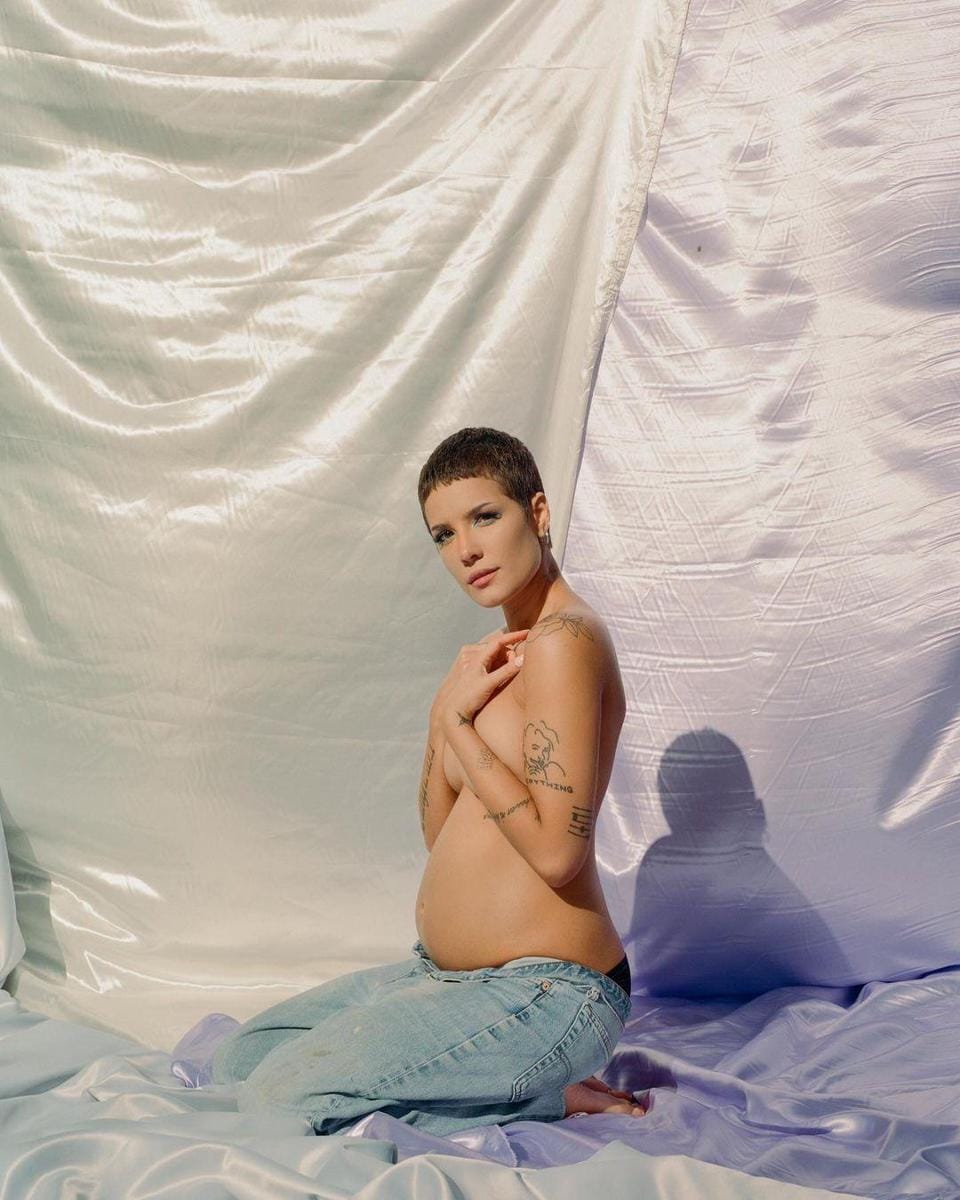 instagram.com/iamhalsey