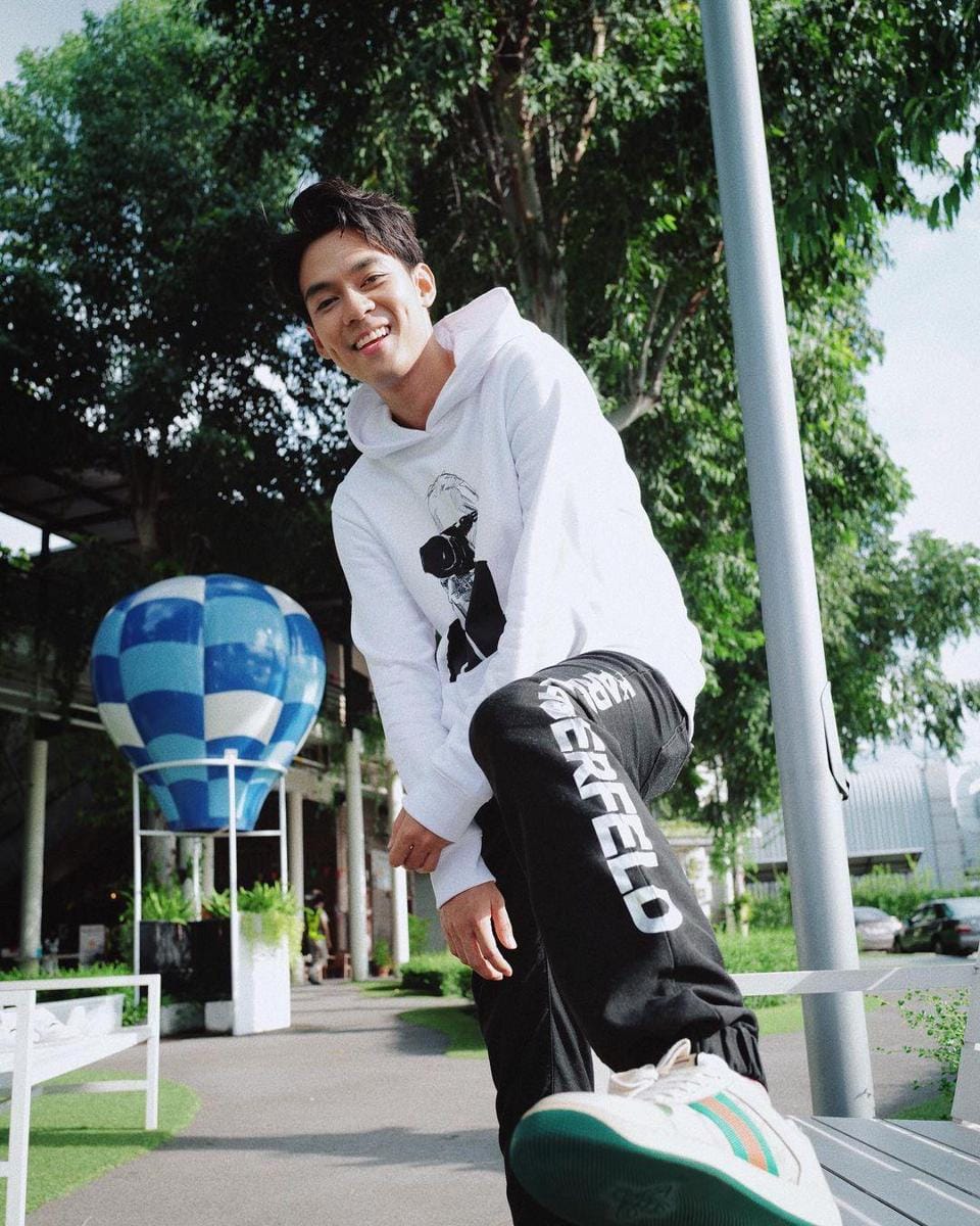 instagram.com/danworrawech/