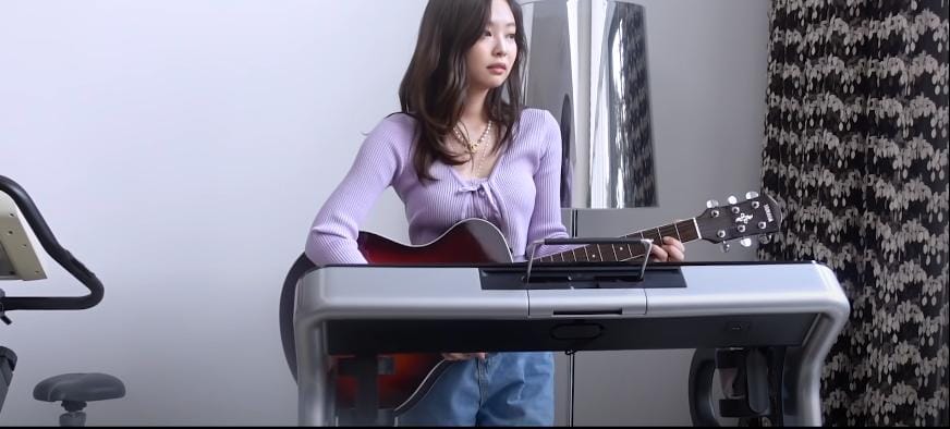 youtube.com/JennierubyjaneOfficial