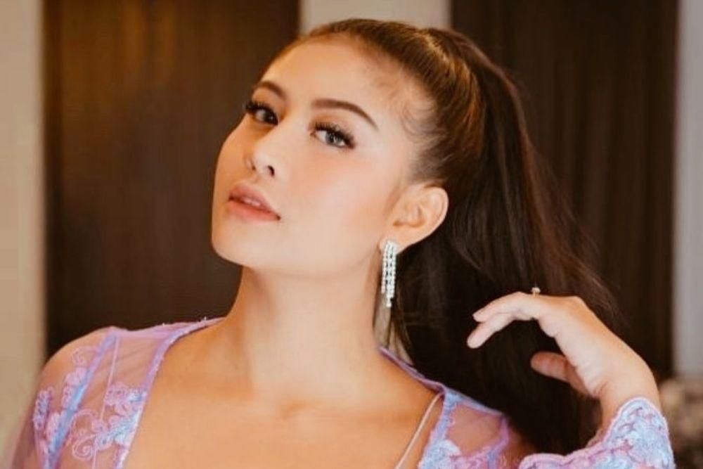 instagram.com/awkarin