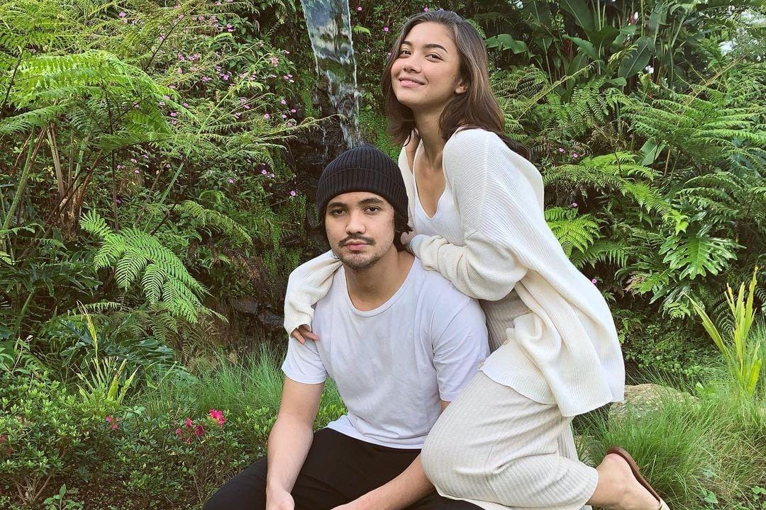 Mengenang Gaya Kompak Angela Gilsha dan Adik Sebelum Tiada