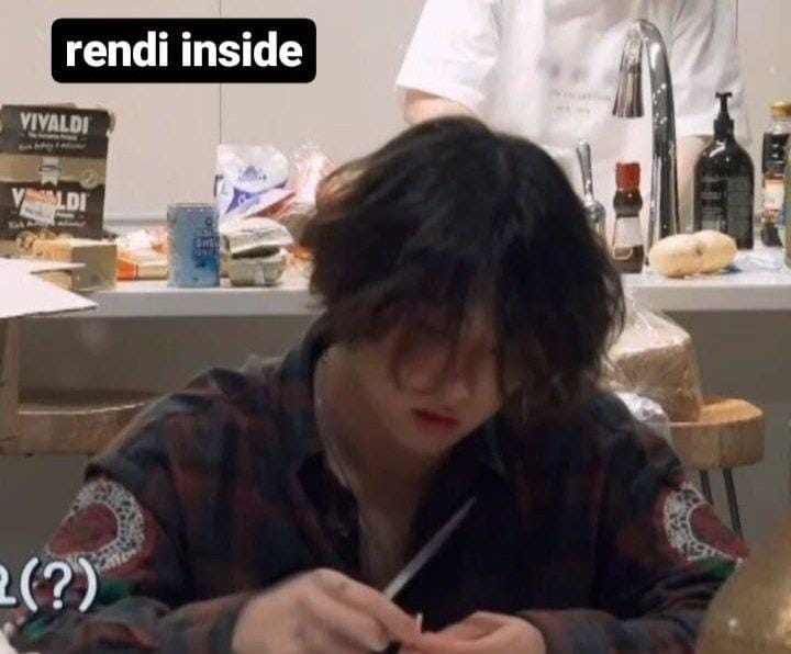 Twitter.com/erlinnatawiria